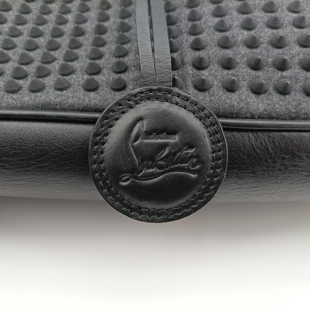 Pre-owned Christian Louboutin spike studs Grey Leather  shoulderbag | stylenewstar