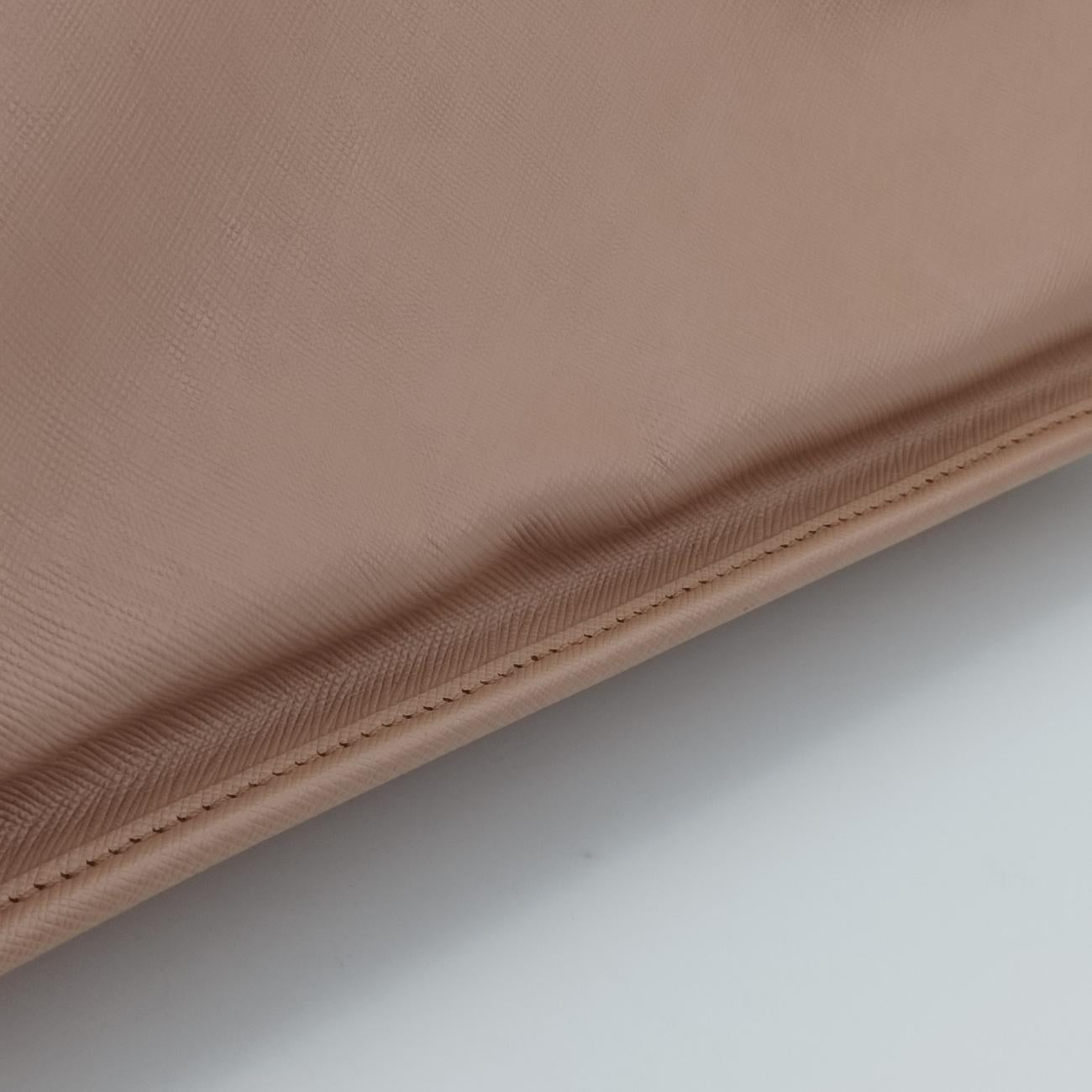 Pre-owned Prada Lux Frame Top Pink SAFFIANO Leather  handbag | stylenewstar