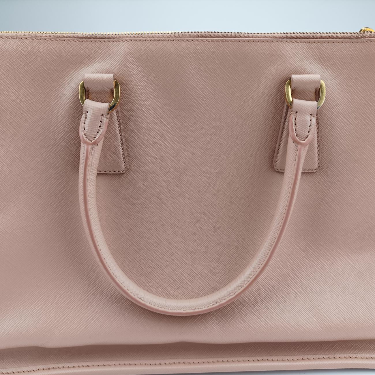 Pre-owned Prada Lux Frame Top Pink SAFFIANO Leather  handbag | stylenewstar