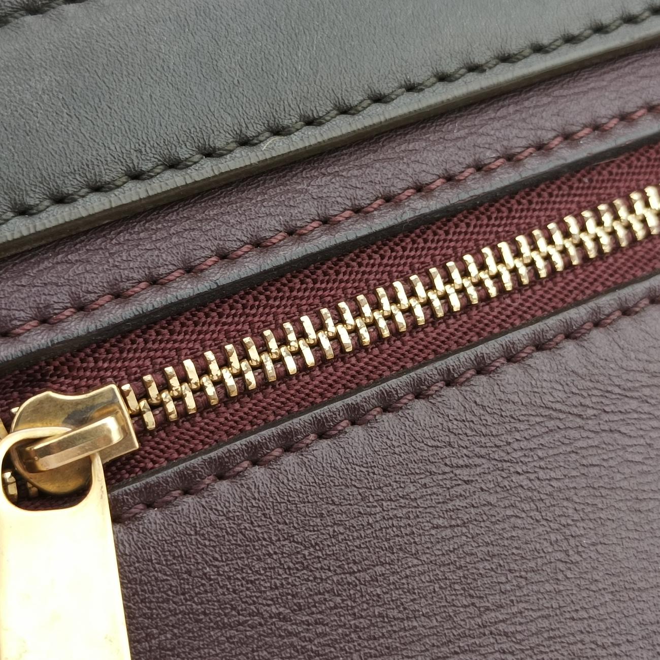 Pre-owned Celine Trapèze Black x Grey leather × suede  shoulderbag | stylenewstar