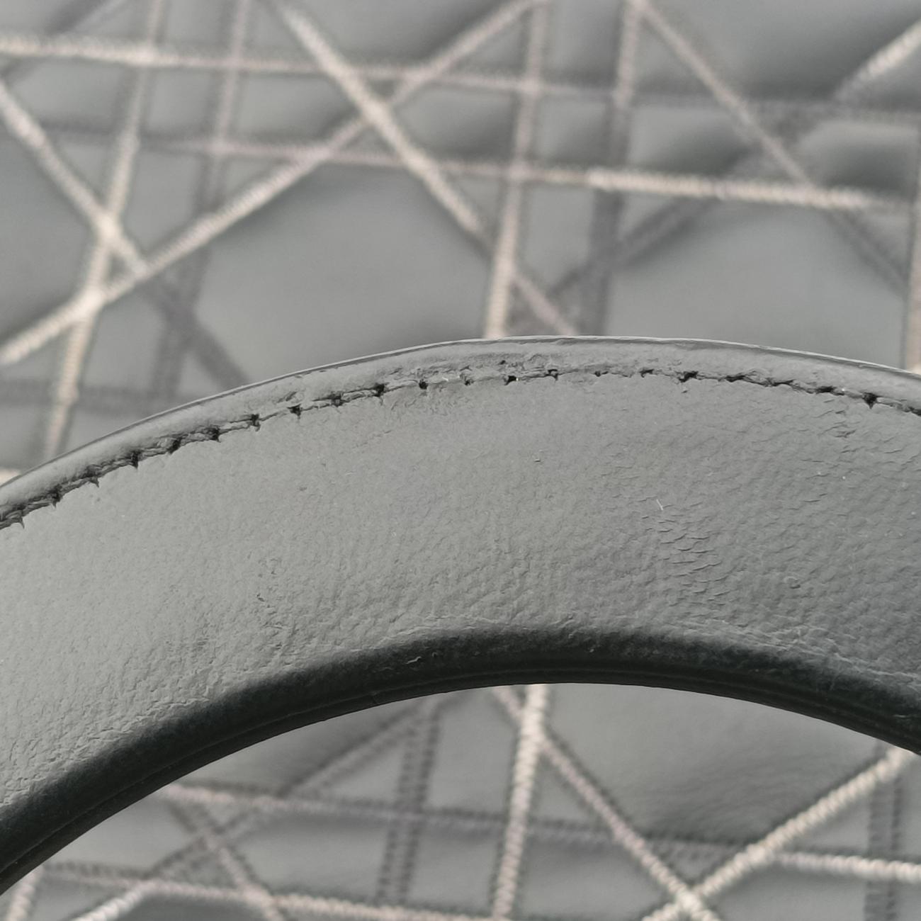 Pre-owned Christian Dior Lady Dior Grey lambskin  shoulderbag | stylenewstar