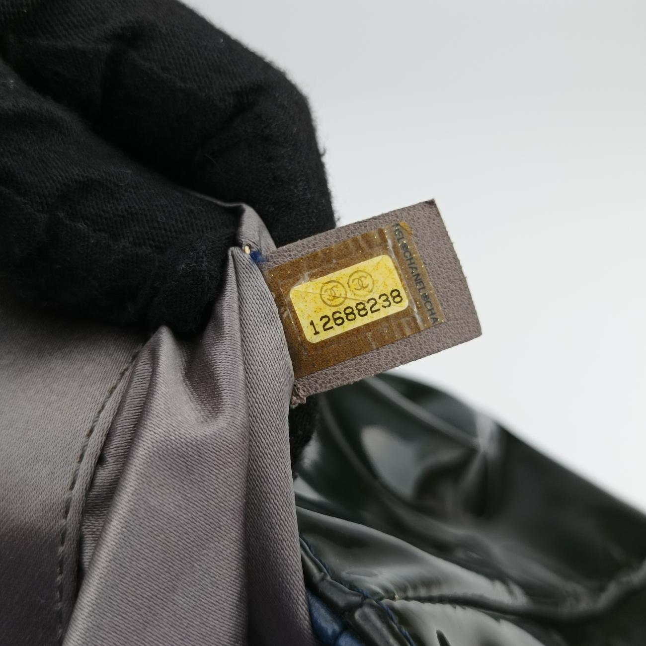 Vintage Chanel Chain Flap black Patent A46823 shoulderbag | stylenewstar