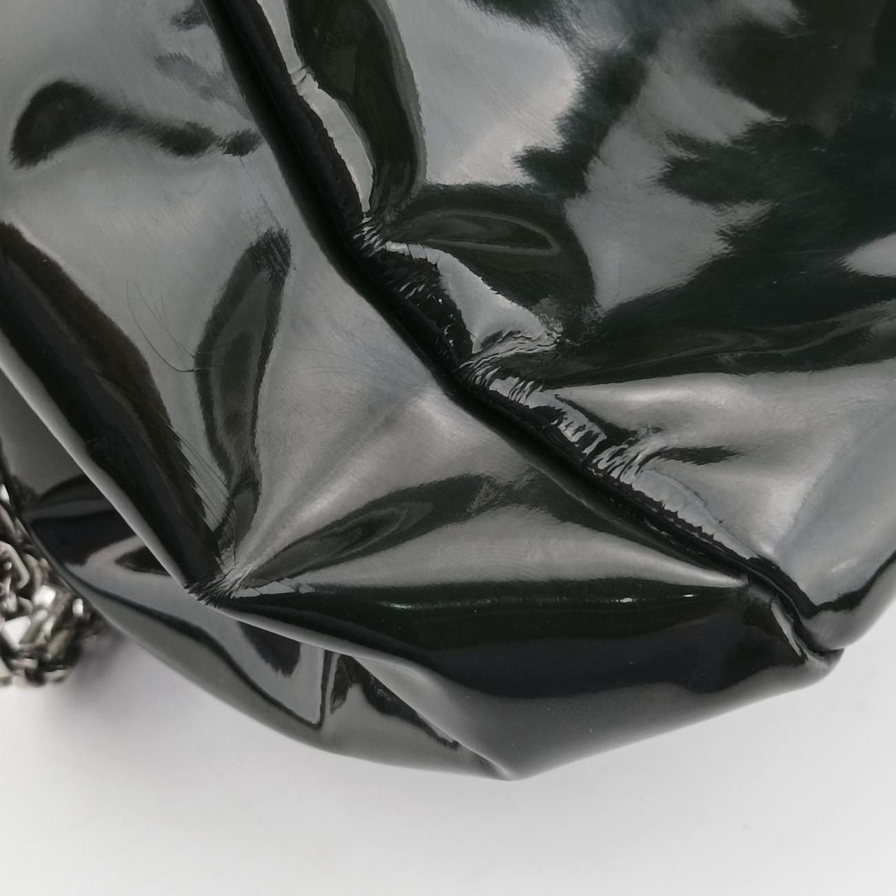 Vintage Chanel Chain Flap black Patent A46823 shoulderbag | stylenewstar