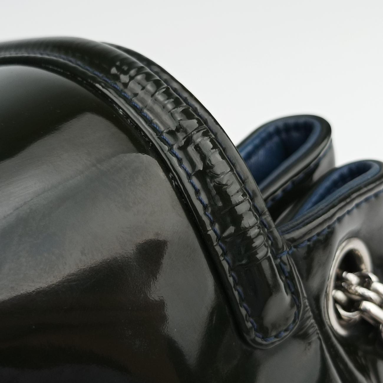 Vintage Chanel Chain Flap black Patent A46823 shoulderbag | stylenewstar