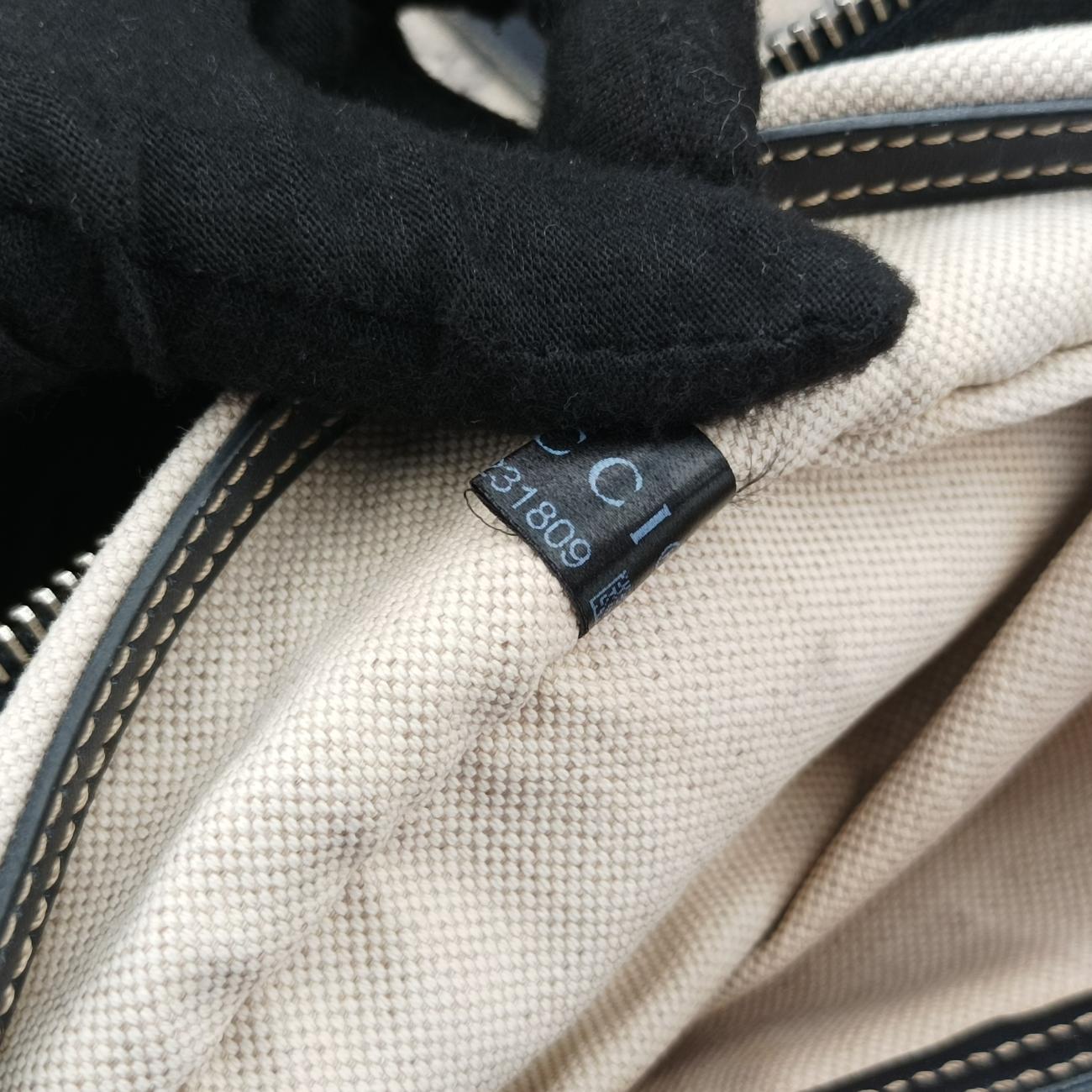 Pre-owned Gucci Diamante Beige×Black PVC coated canvas 208463 handbag | stylenewstar