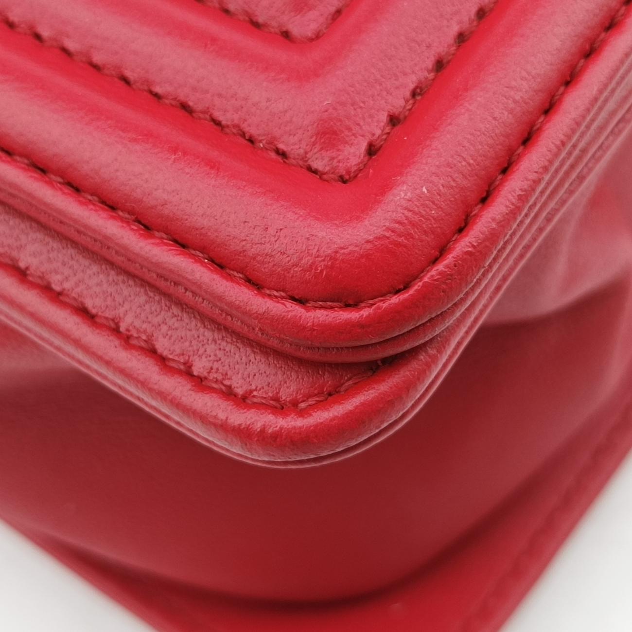 Pre-owned Chanel BOY CHANEL Red lambskin A66094 shoulderbag | stylenewstar