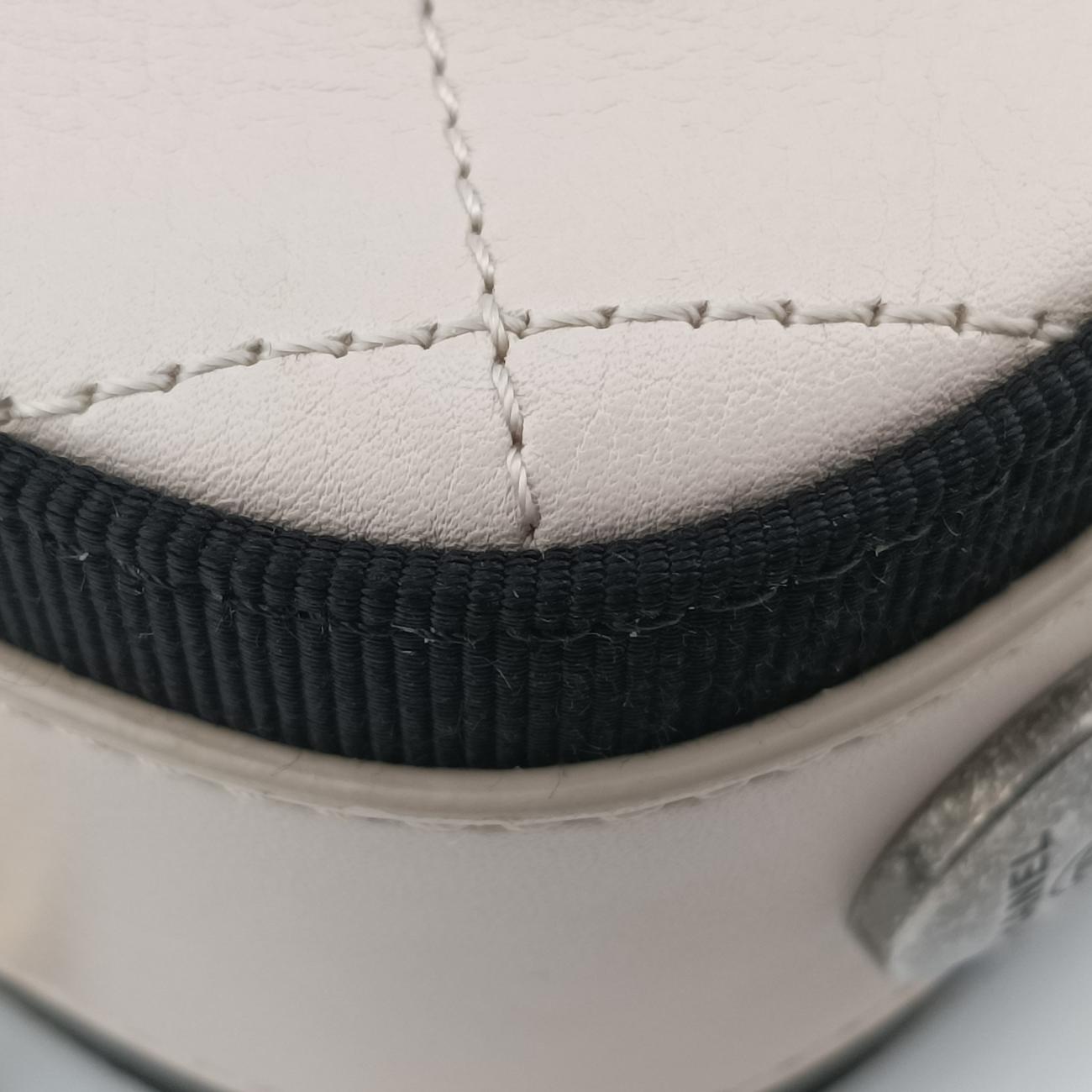 Pre-owned Chanel Button Up Double Zip Camera Pinkish Beige Leather A57574 shoulderbag | stylenewstar