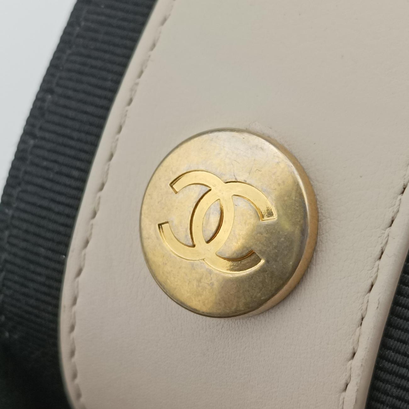 Pre-owned Chanel Button Up Double Zip Camera Pinkish Beige Leather A57574 shoulderbag | stylenewstar