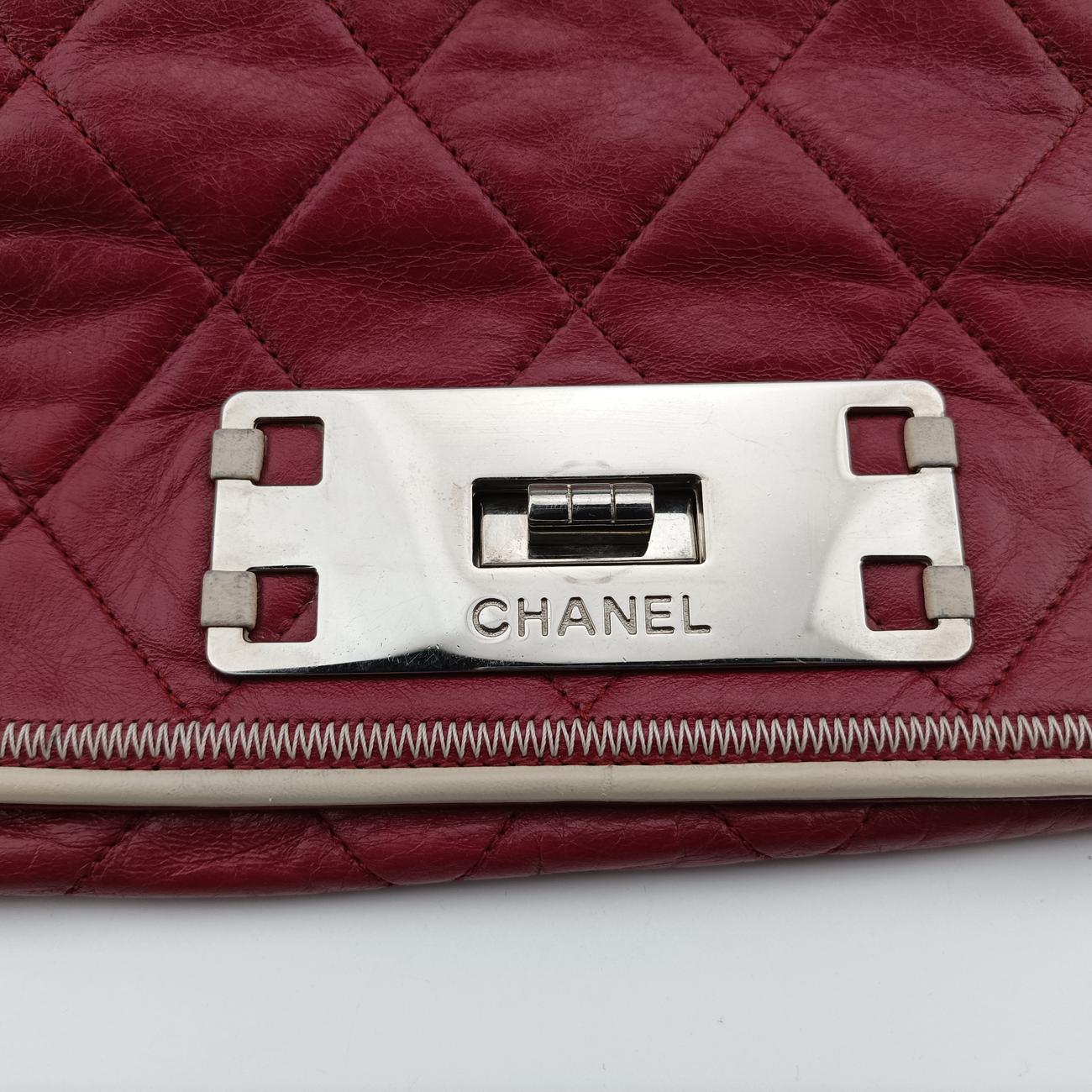 Vintage Chanel East West Red lambskin A37694 shoulderbag | stylenewstar