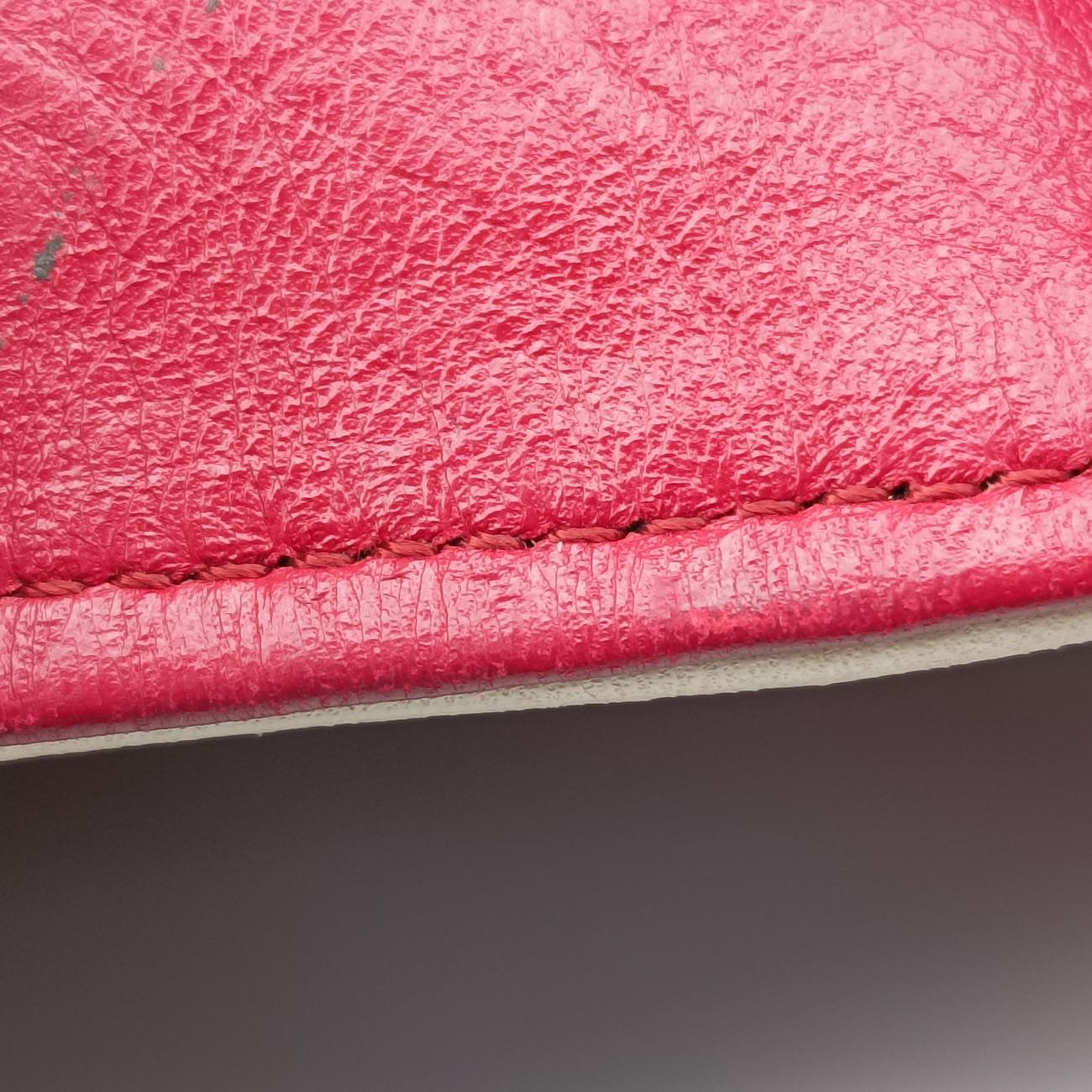 Vintage Chanel East West Red lambskin A37694 shoulderbag | stylenewstar