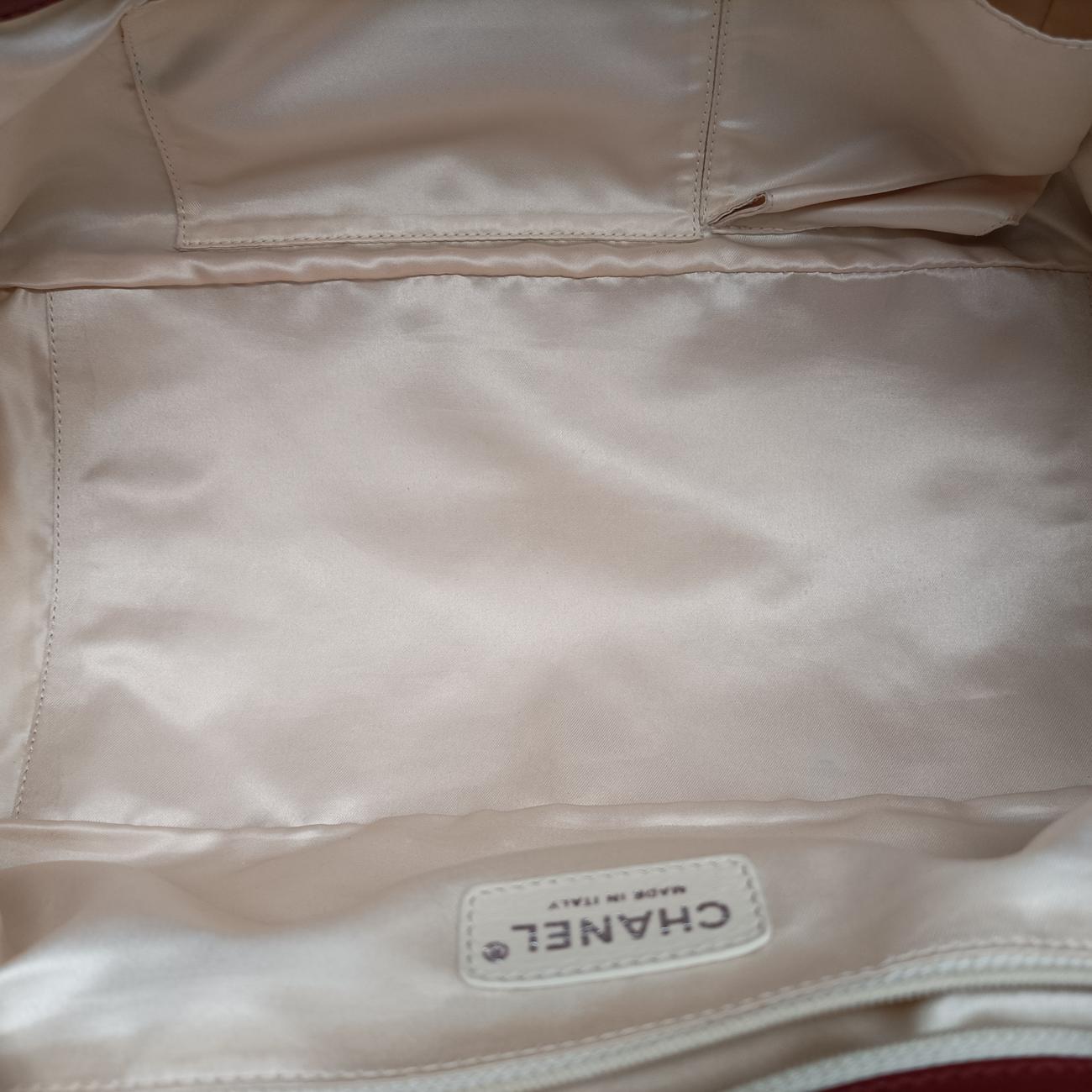 Vintage Chanel East West Red lambskin A37694 shoulderbag | stylenewstar