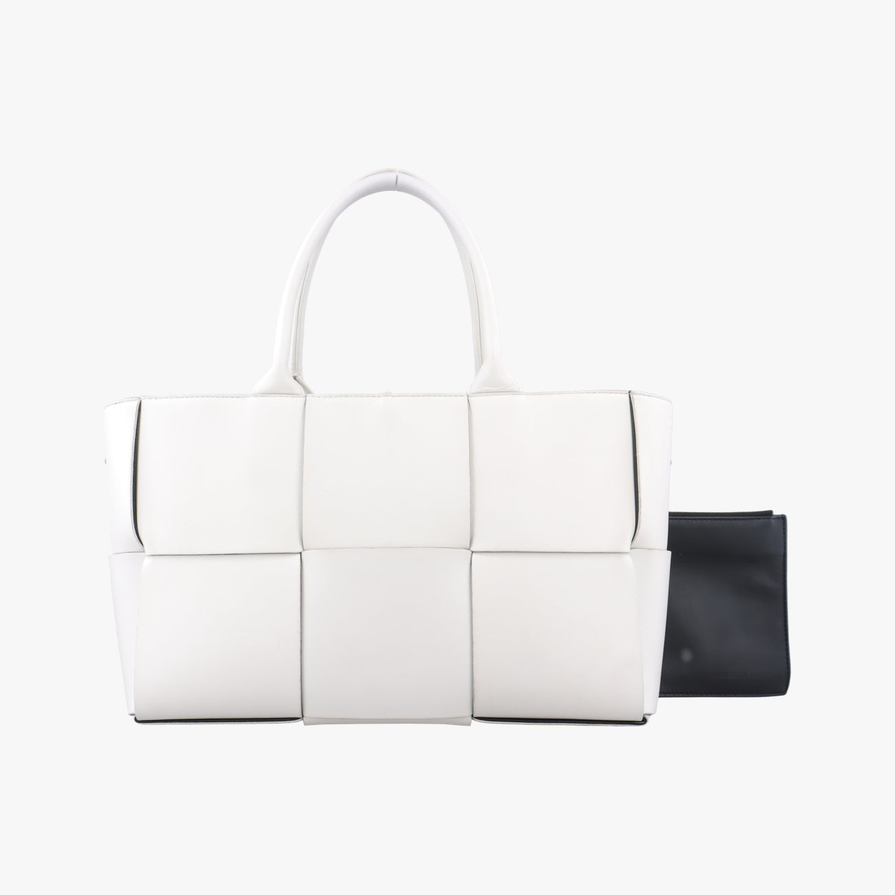 Pre-owned Bottega Veneta The Arcotote White lambskin  handbag | stylenewstar