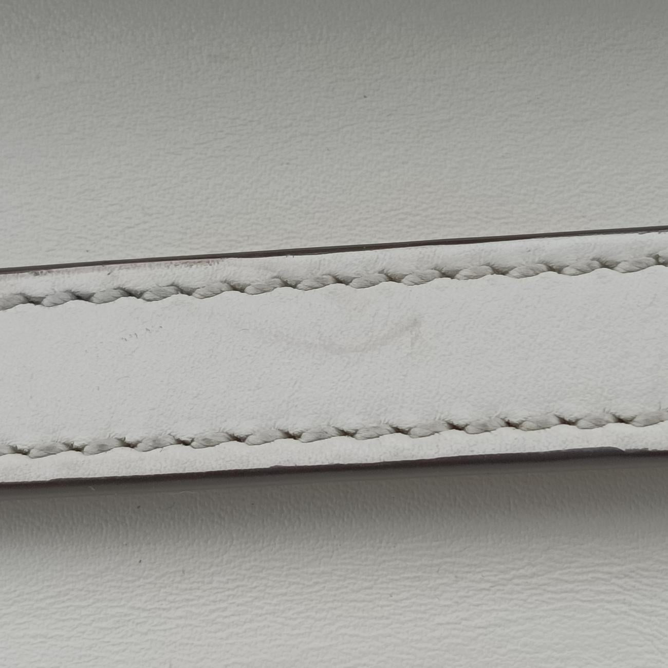 Pre-owned Gucci Sylvie Ivory× navy × red Leather 470270 shoulderbag | stylenewstar