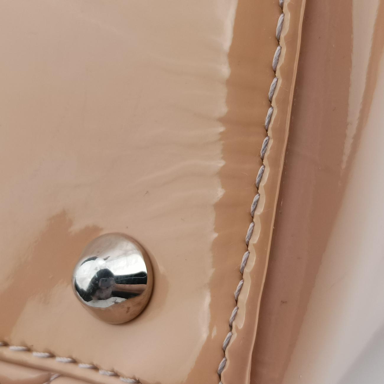 Secondhand Christian Dior Lady Dior Beige Patent  shoulderbag | stylenewstar