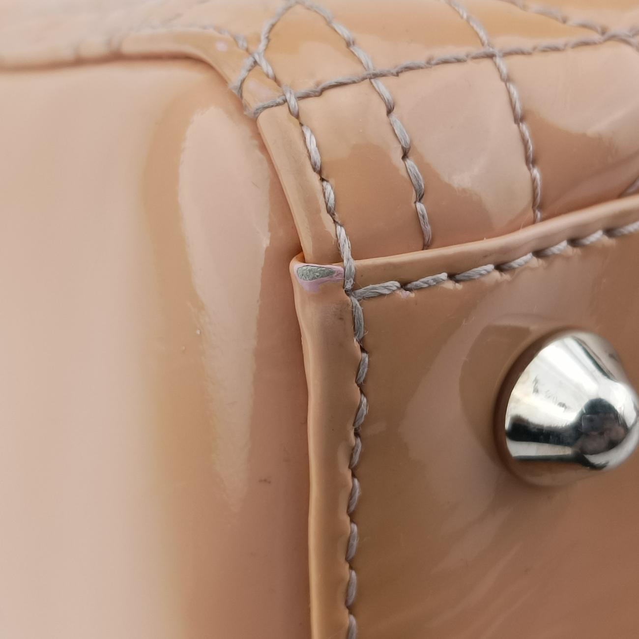 Secondhand Christian Dior Lady Dior Beige Patent  shoulderbag | stylenewstar