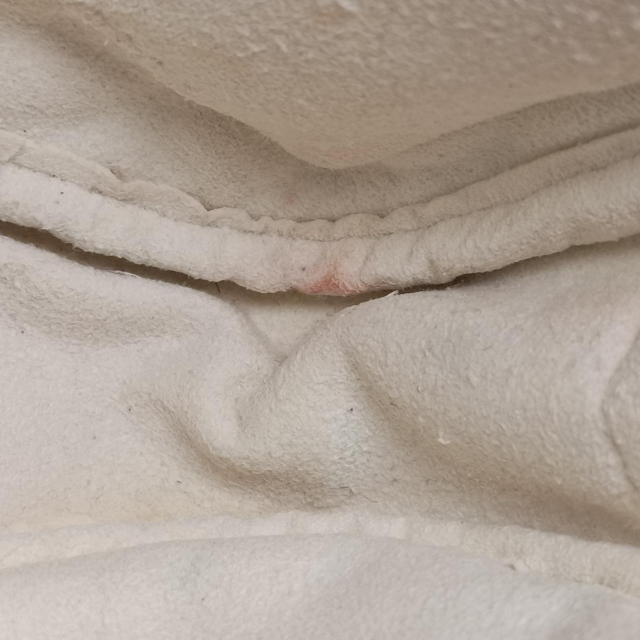 Secondhand Louis Vuitton New Wave Camera White Leather M53863 shoulderbag | stylenewstar