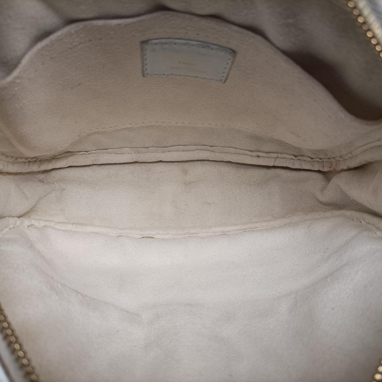 Secondhand Louis Vuitton New Wave Camera White Leather M53863 shoulderbag | stylenewstar