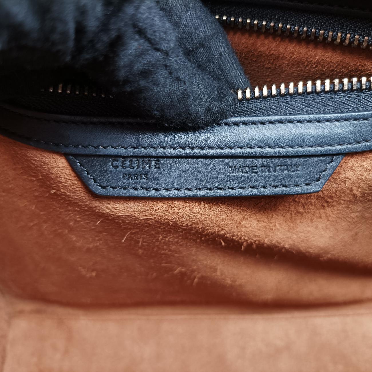 Pre-owned Celine Luggage Micro shopper Blue×Black×Beige Leather  handbag | stylenewstar