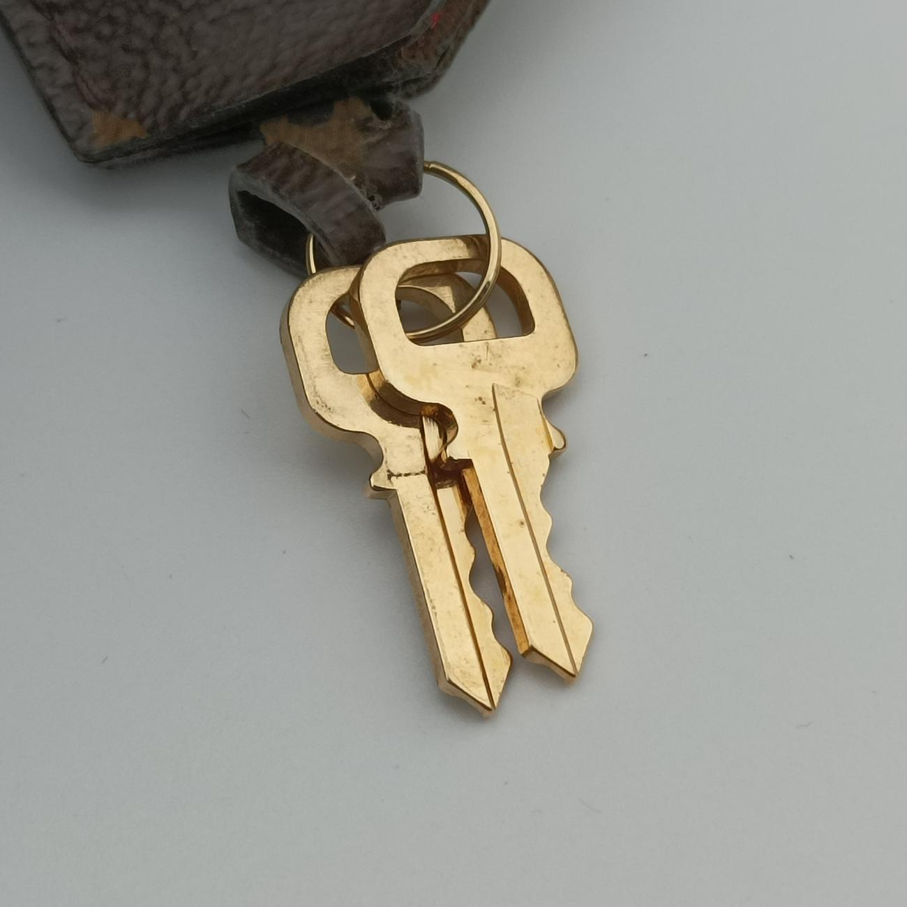 Vintage Louis Vuitton Miroir Alma BB MARINE Vernis M54705 shoulderbag | stylenewstar