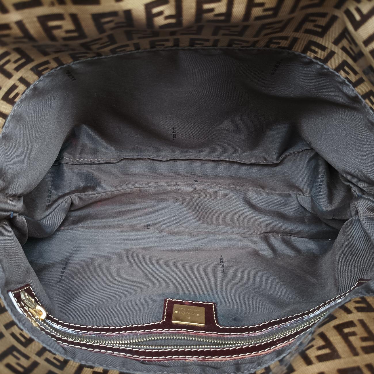 Pre-owned Fendi Baguette Brown PVC coated canvas 26796 handbag | stylenewstar