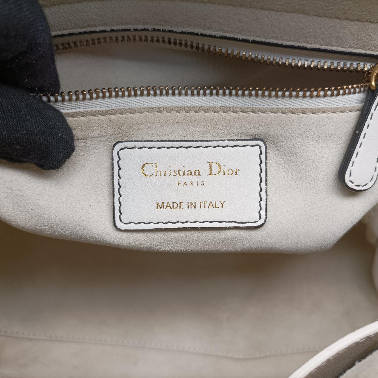 Pre-owned Christian Dior Lady Dior White x Multicolor Leather  shoulderbag | stylenewstar