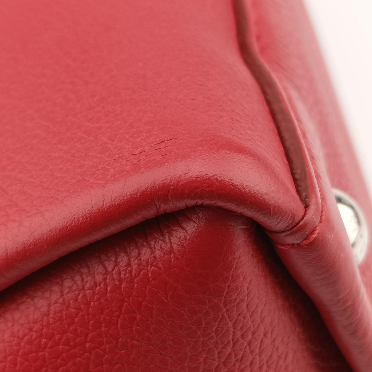 Pre-owned Louis Vuitton Lockme 2 Rouge leather M54570 handbag | stylenewstar