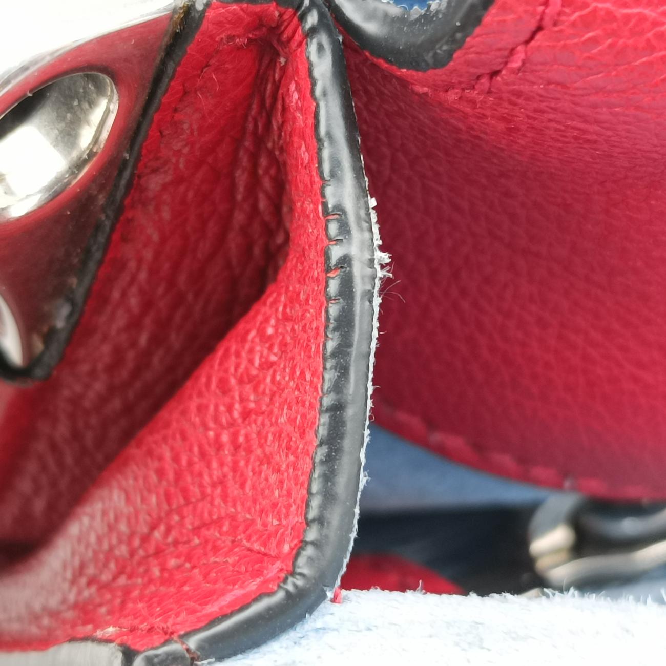 Pre-owned Prada Etiquette Red Leather 1BD082 shoulderbag | stylenewstar