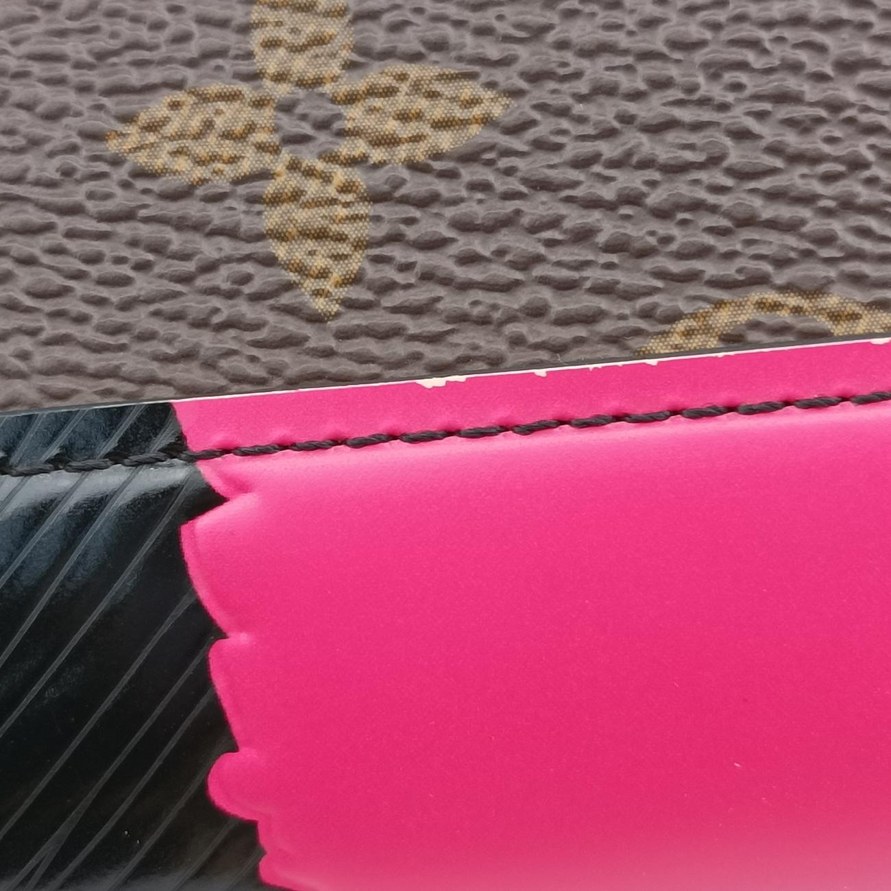 Secondhand Louis Vuitton Pochette Kabuki Mask Brown x Multicolor Monogram canvas x epi M43532 shoulderbag | stylenewstar