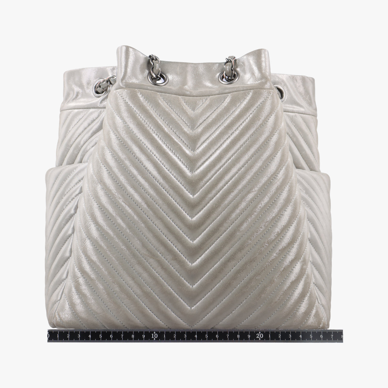 Pre-owned Chanel Urban Spirit V stitch Silver Sparkle Leather A91136 shoulderbag | stylenewstar