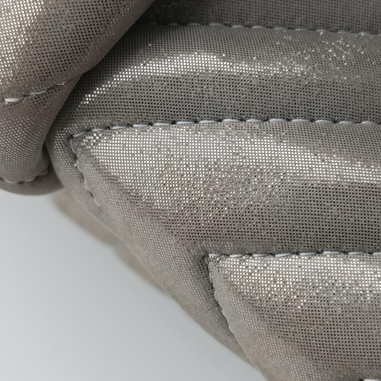 Pre-owned Chanel Urban Spirit V stitch Silver Sparkle Leather A91136 shoulderbag | stylenewstar