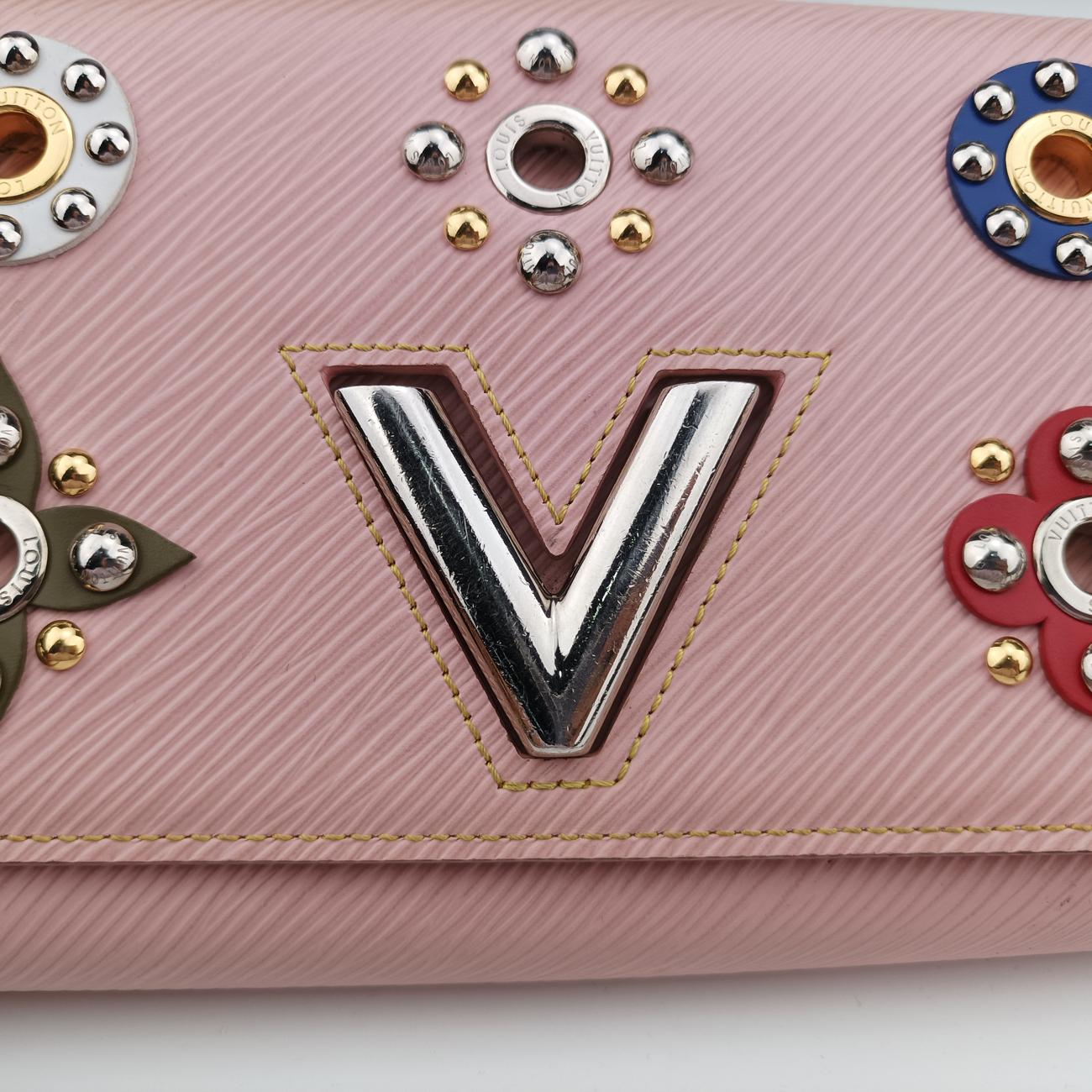 Pre-owned Louis Vuitton Portefeuille Twist Rose Ballerine Epi M62462 shoulderbag | stylenewstar