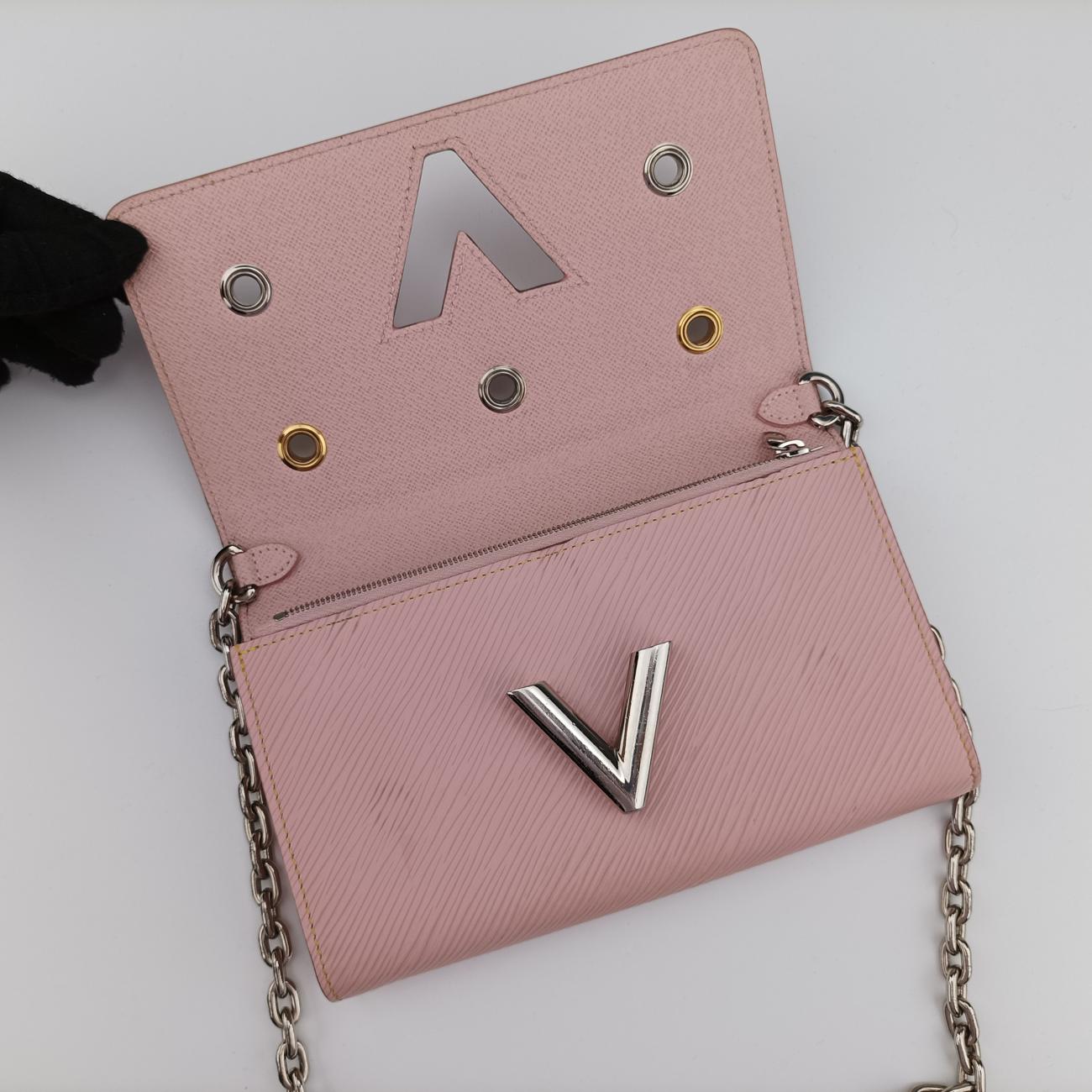 Pre-owned Louis Vuitton Portefeuille Twist Rose Ballerine Epi M62462 shoulderbag | stylenewstar