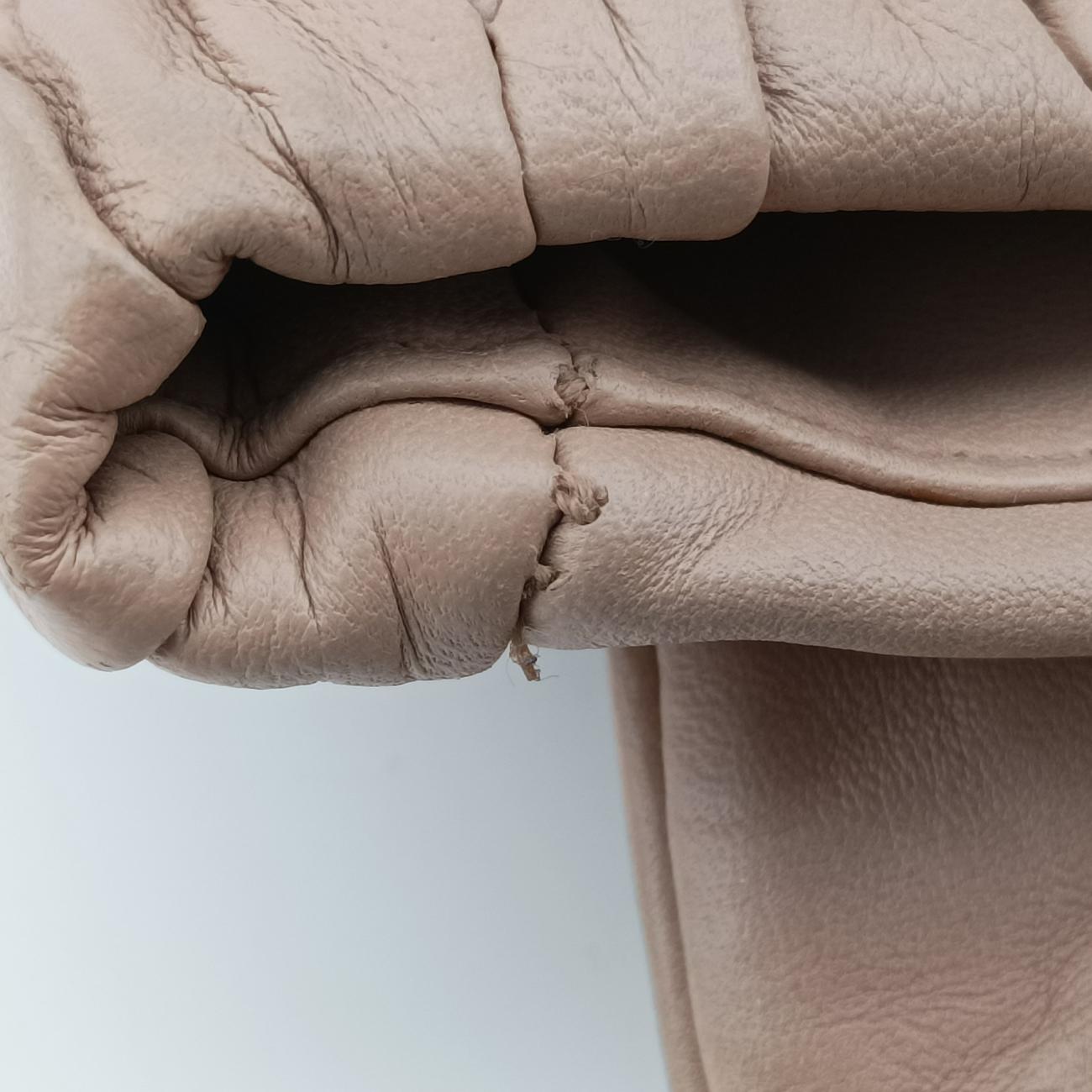 Pre-owned Prada Gaufre Logo Flap Pink Nappa Leather BT0939 shoulderbag | stylenewstar