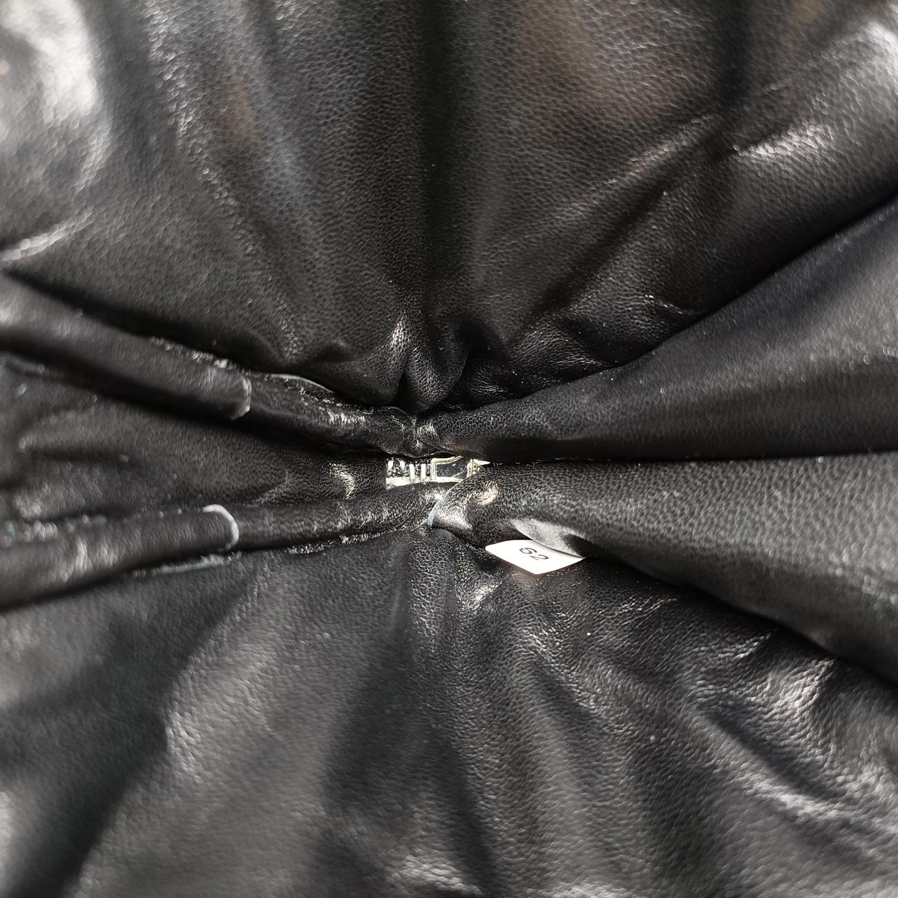 Pre-owned Prada triangle mini Black Leather 1NR015 shoulderbag | stylenewstar