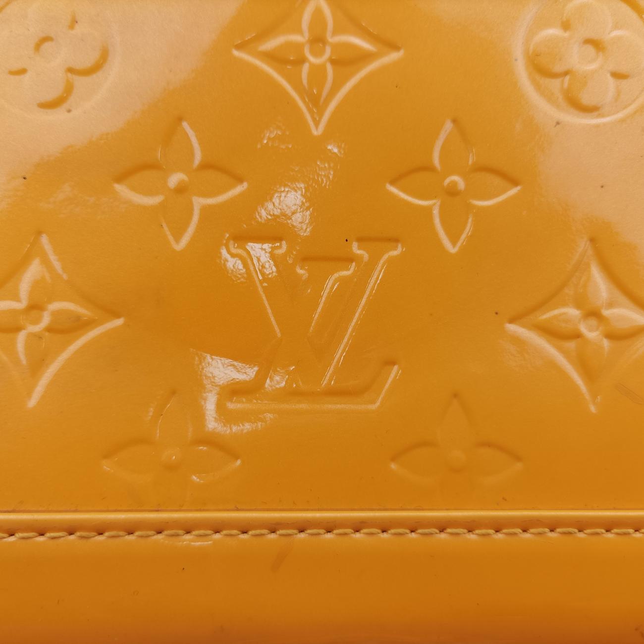 Pre-owned Louis Vuitton Alma BB Olive Vernis M91584 shoulderbag | stylenewstar