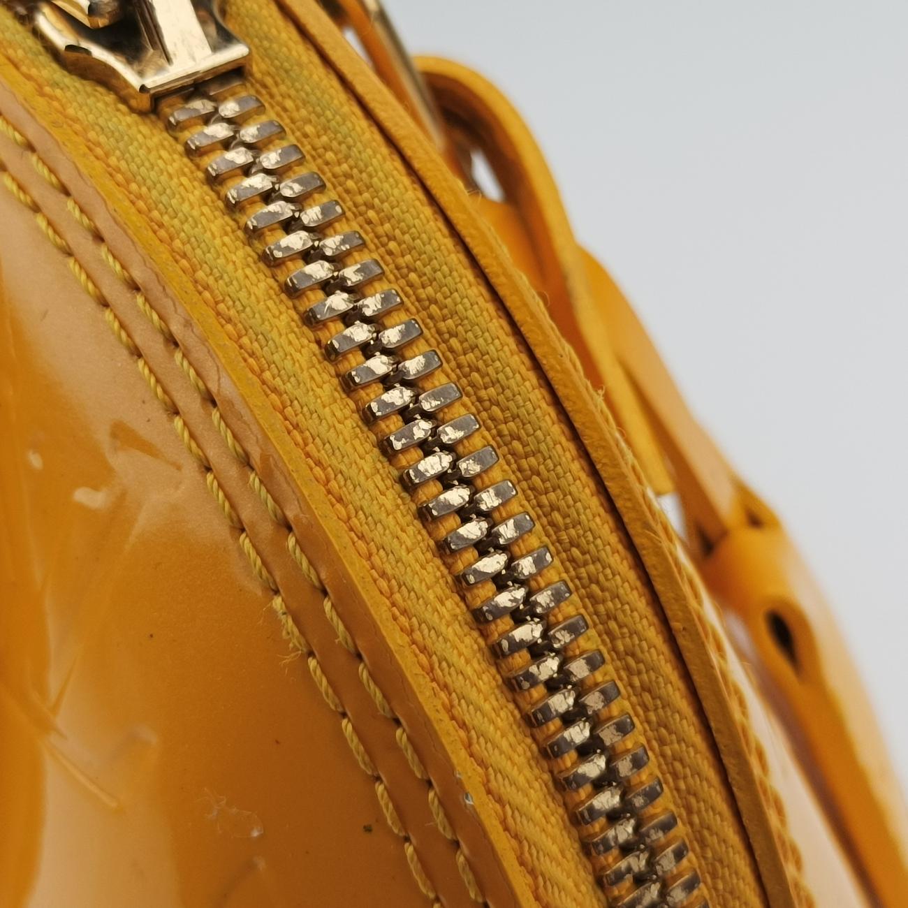 Pre-owned Louis Vuitton Alma BB Olive Vernis M91584 shoulderbag | stylenewstar