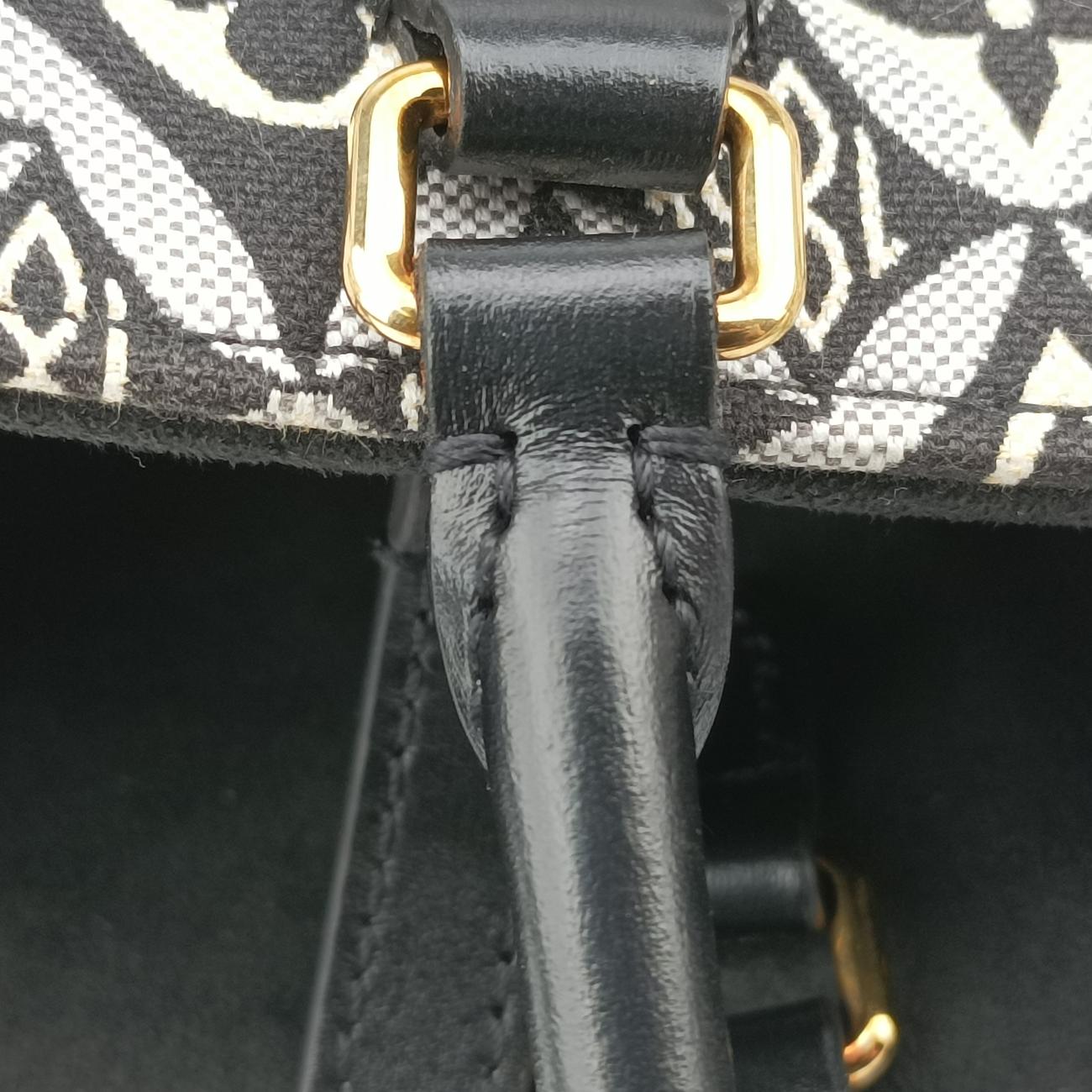 Pre-owned Louis Vuitton On the Go GM Gris Jacquard M57207 shoulderbag | stylenewstar