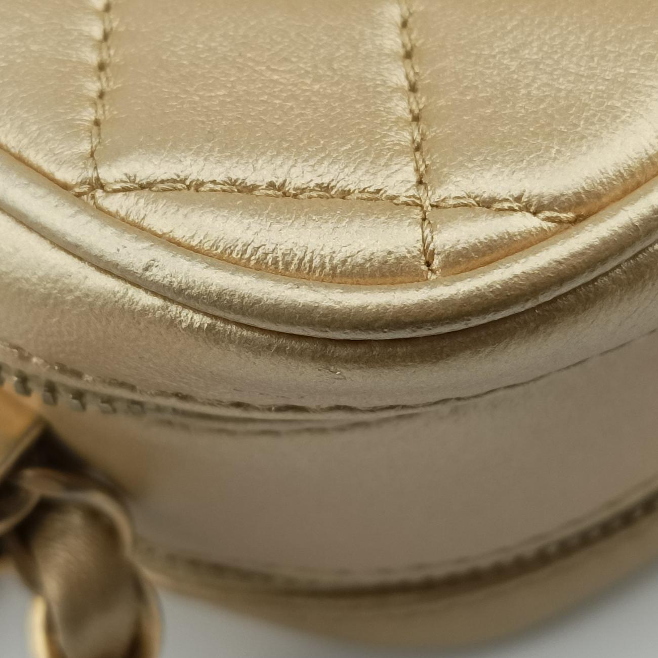 Pre-owned Chanel Coco Boy Camera Case Golden lambskin A92655 shoulderbag | stylenewstar