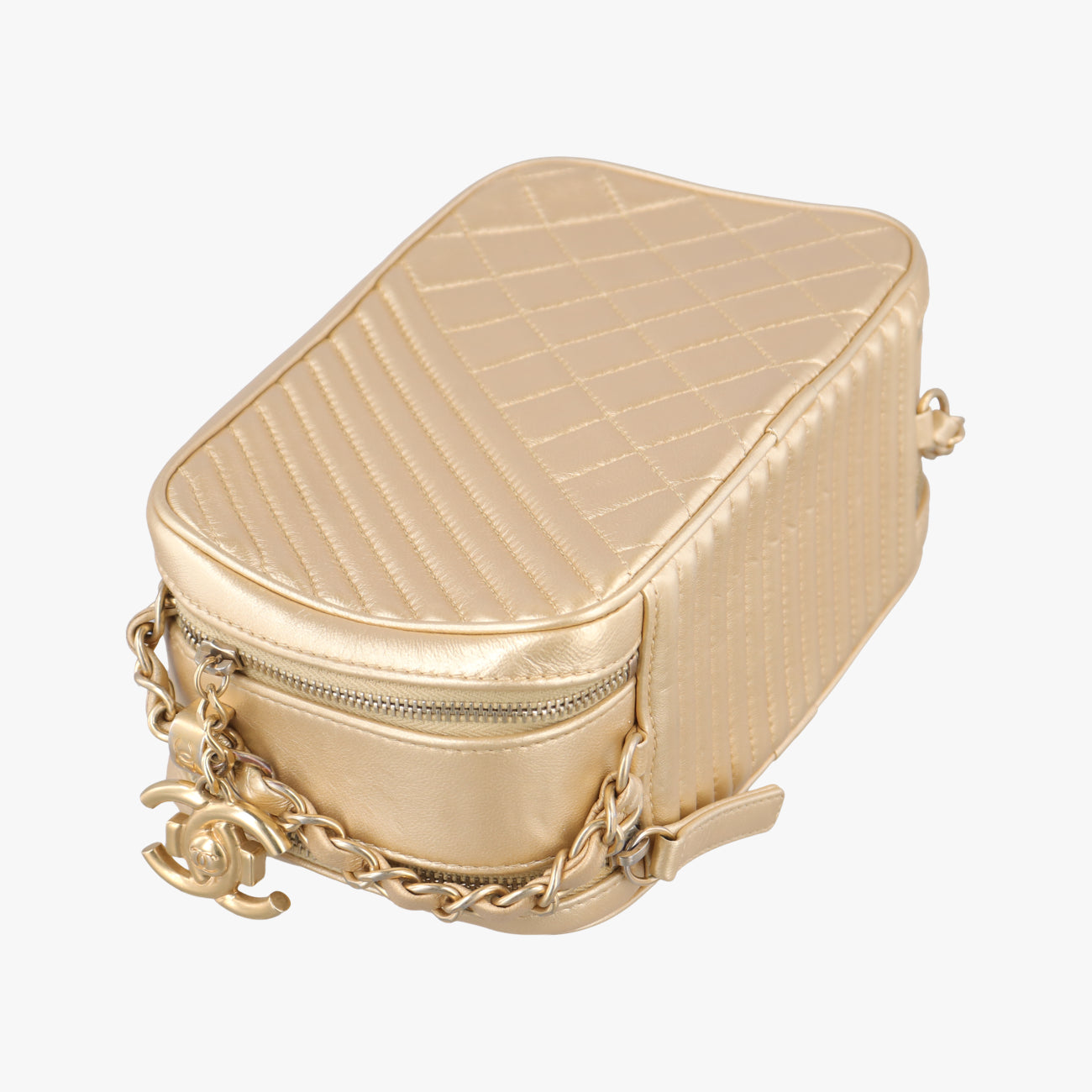 Pre-owned Chanel Coco Boy Camera Case Golden lambskin A92655 shoulderbag | stylenewstar