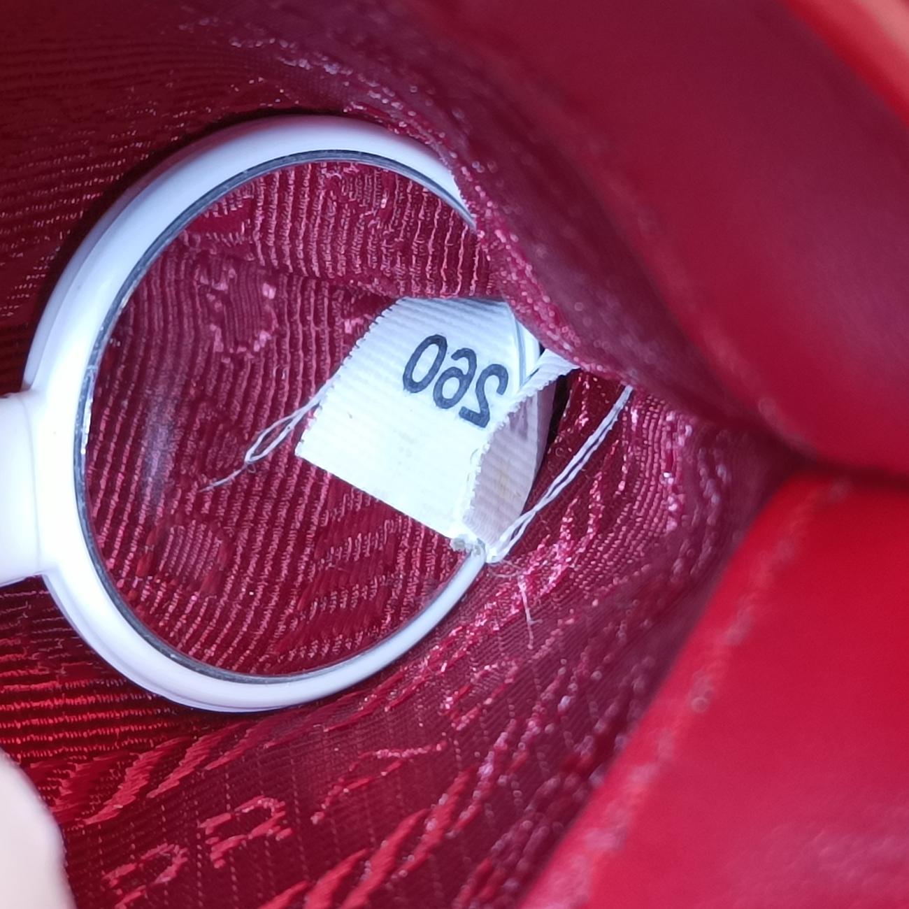 Pre-owned Prada Diagramme Red leather 1BH084 shoulderbag | stylenewstar