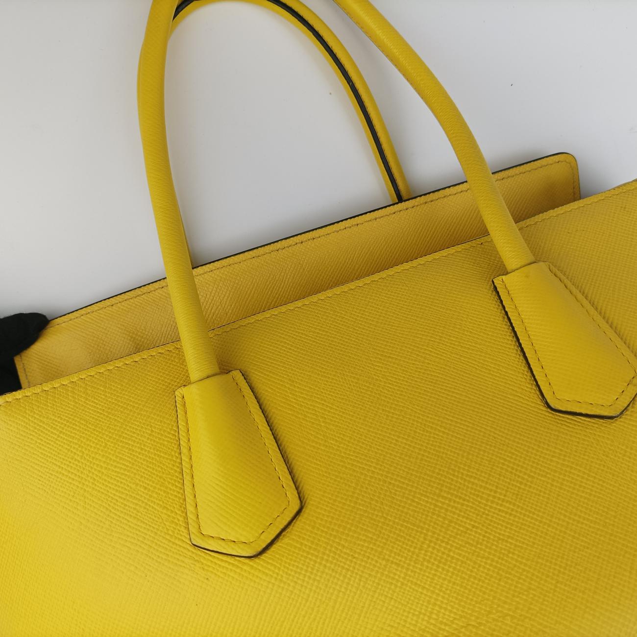 Pre-owned Prada Cuir Double　Satchel Yellow SAFFIANO　Leather BN2756 handbag | stylenewstar