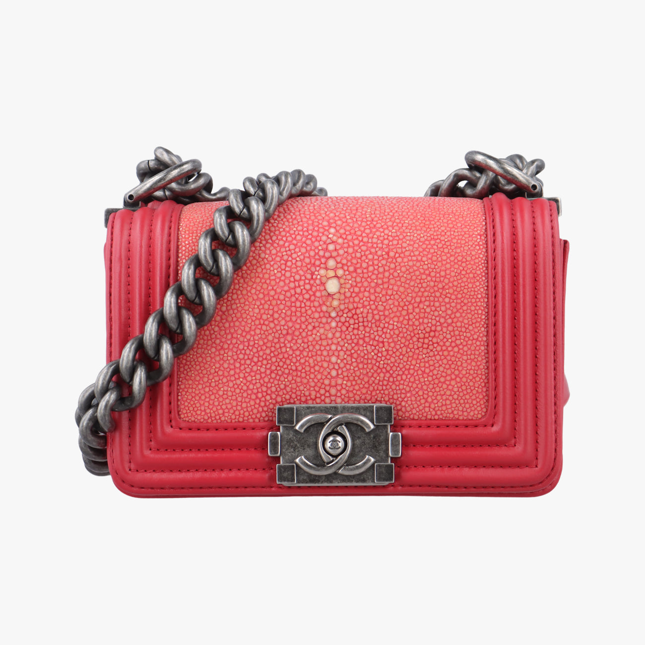 Vintage Chanel BOY CHANEL Red lambskin×Garrusha A66230 shoulderbag | stylenewstar