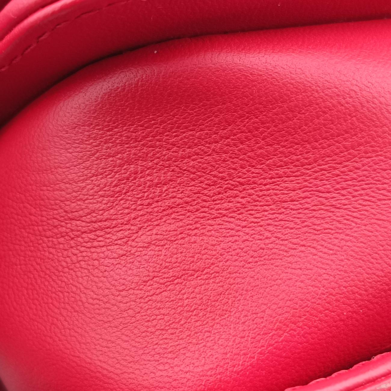 Vintage Chanel BOY CHANEL Red lambskin×Garrusha A66230 shoulderbag | stylenewstar