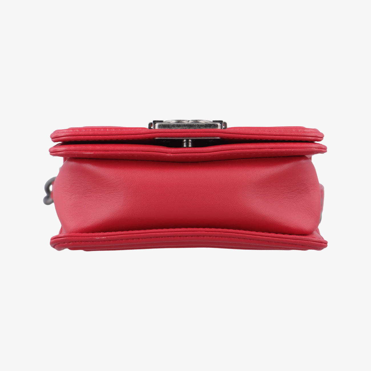 Vintage Chanel BOY CHANEL Red lambskin×Garrusha A66230 shoulderbag | stylenewstar