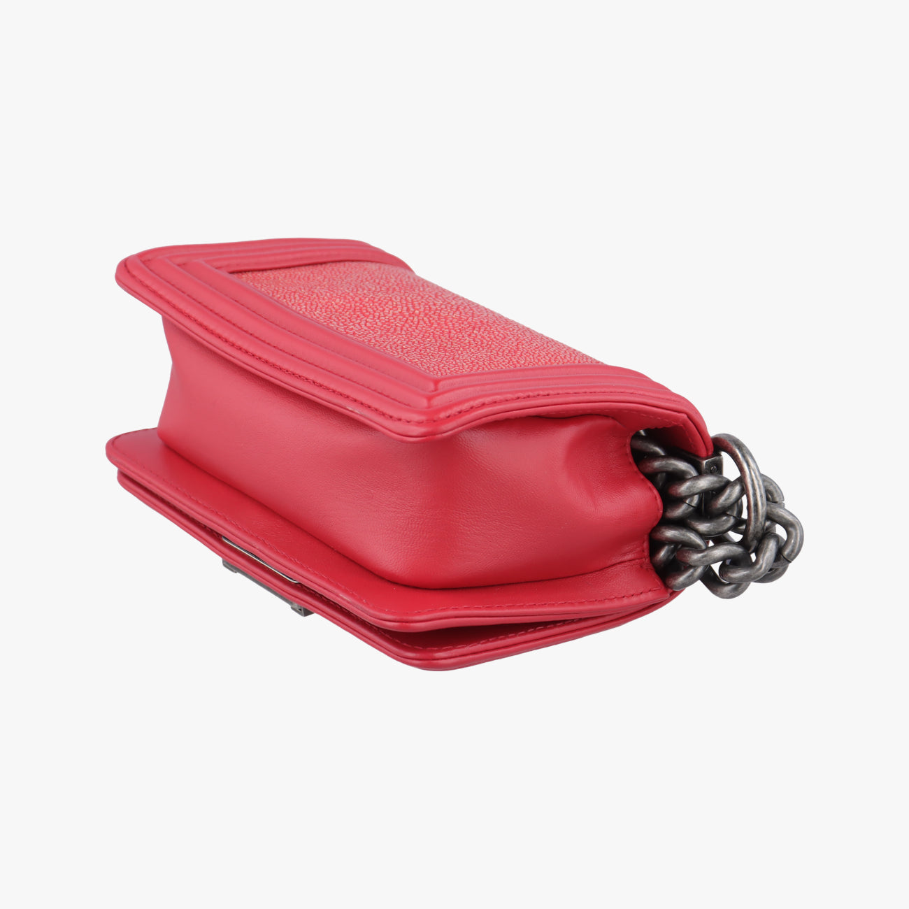 Vintage Chanel BOY CHANEL Red lambskin×Garrusha A66230 shoulderbag | stylenewstar