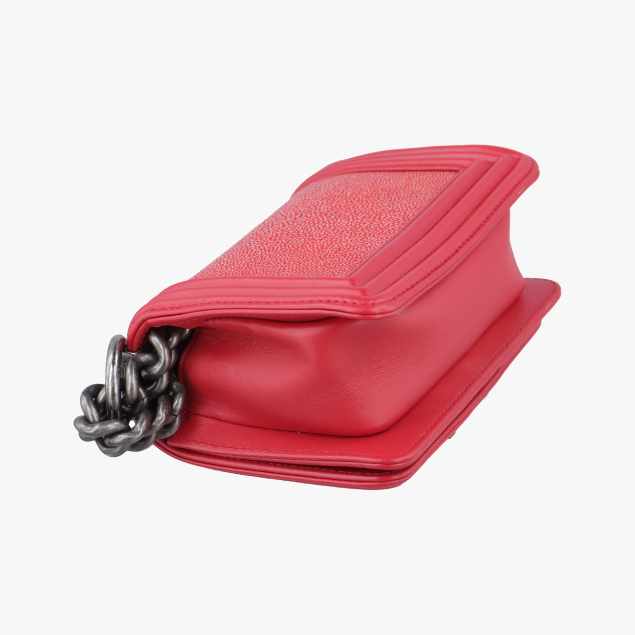 Vintage Chanel BOY CHANEL Red lambskin×Garrusha A66230 shoulderbag | stylenewstar