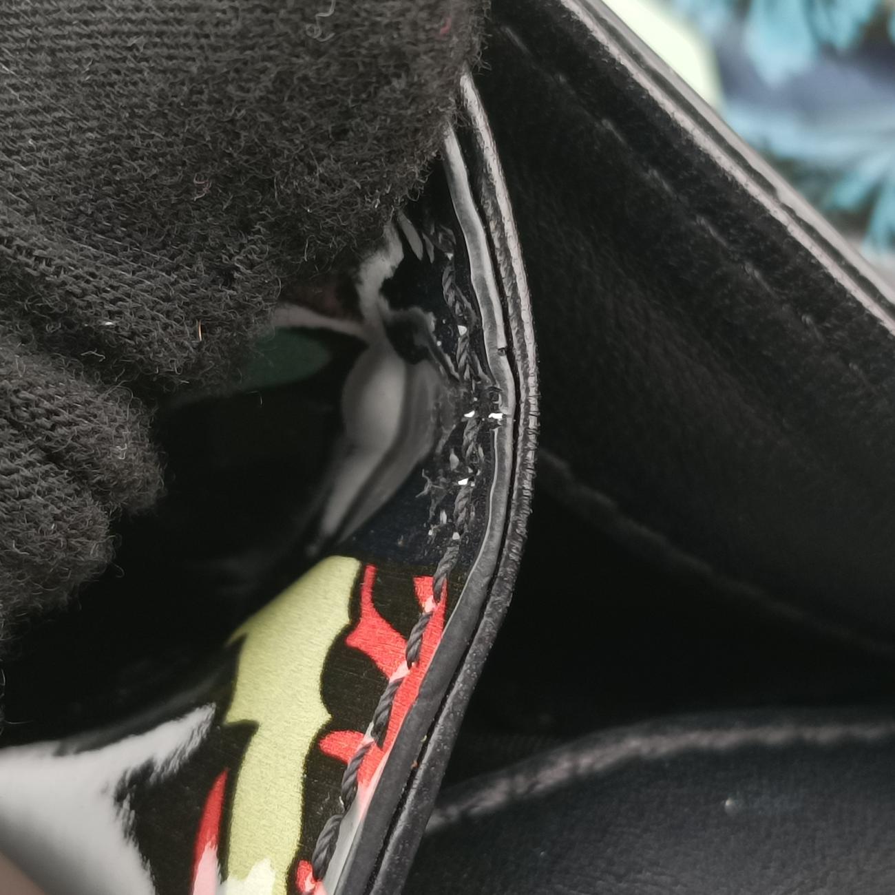 Pre-owned VERSACE Palazzo Medusa Multicolour Patent  shoulderbag | stylenewstar