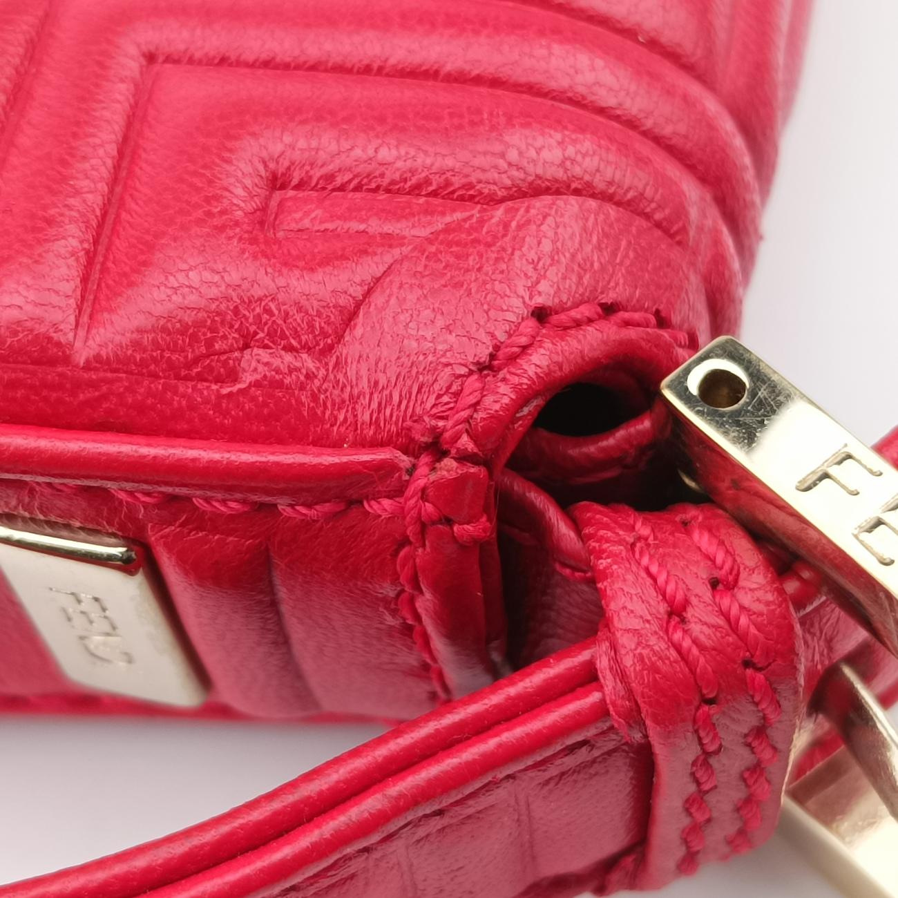 Pre-owned Fendi Baguette Red lambskin 8BR600 shoulderbag | stylenewstar