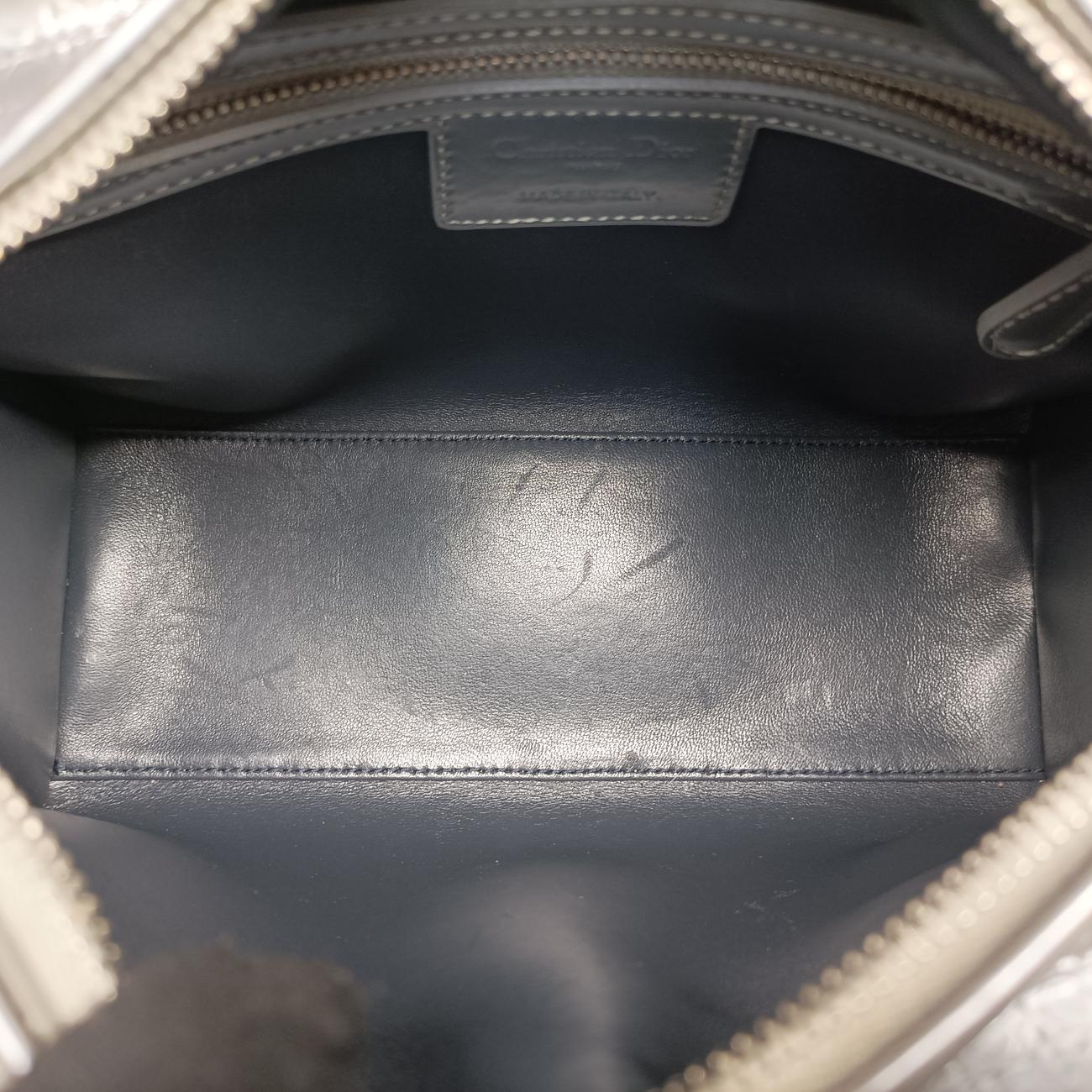 Secondhand Christian Dior Lady Dior Silver Patent Leather  shoulderbag | stylenewstar