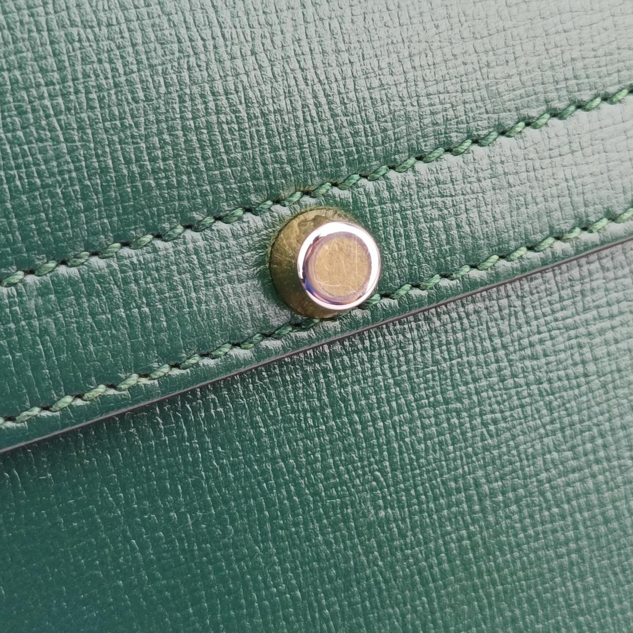 Secondhand Gucci GG flora Padlock Bamboo Green Leather 603221 shoulderbag | stylenewstar